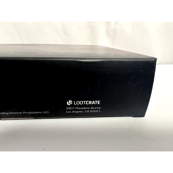 The Expanse Rocinante Ship Diorama Replica Model 2017 Loot Crate Exclusive NIB - Picture 7 of 10